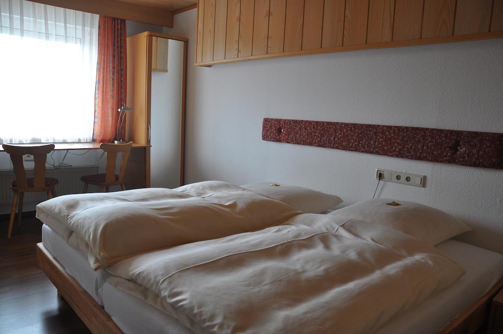 Gasthof Liederhalle Hotel Aalen Room photo